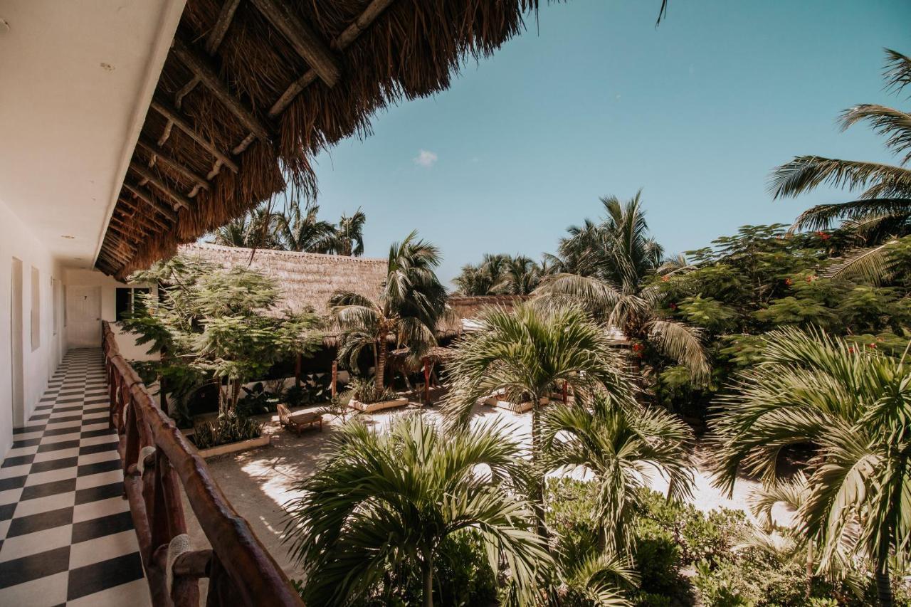 La Diosa Kali Beach Front Hotel Isla Holbox Екстериор снимка