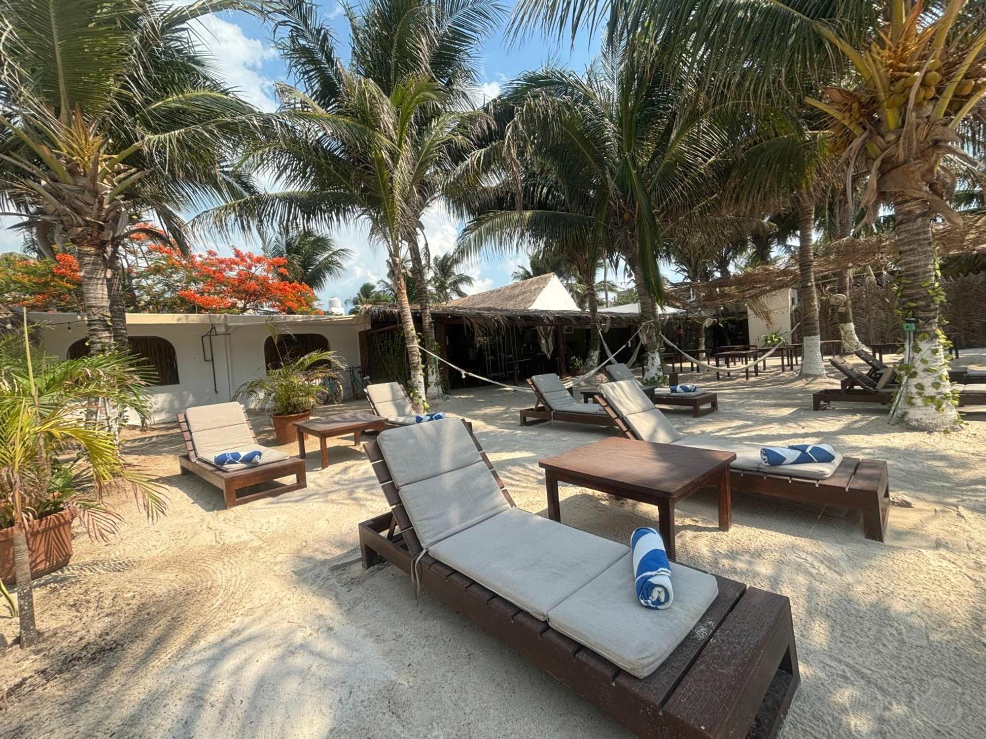 La Diosa Kali Beach Front Hotel Isla Holbox Екстериор снимка